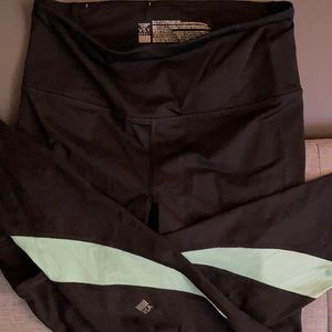 VS sport leggings
